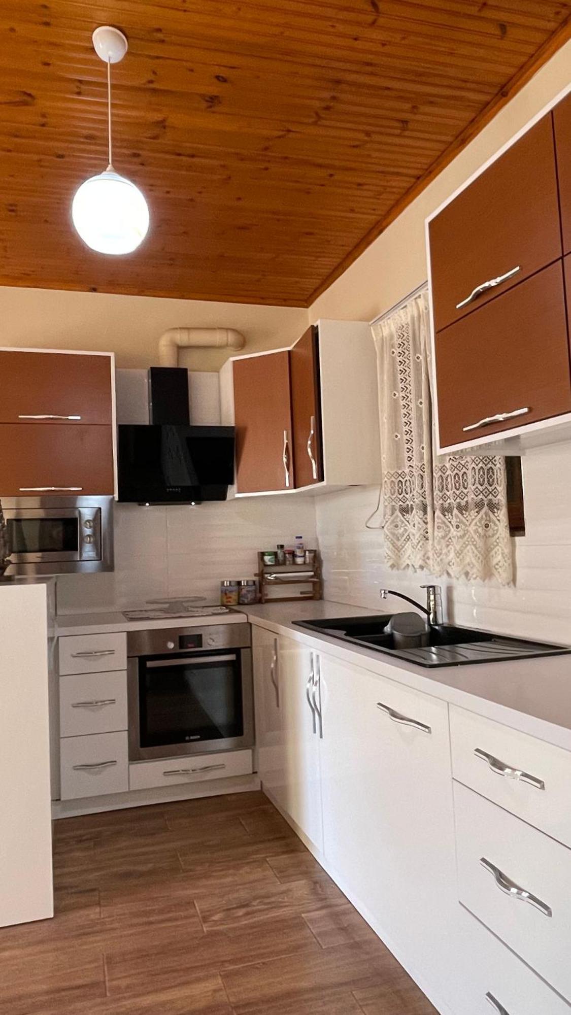 July Seaview Apartments Саранда Экстерьер фото